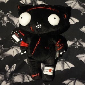 emily the strange zombie kitty plush // collection post